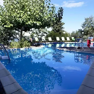 Aparthotel Dafnoudi Antipata (Erisos)